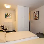 Townhouse-thaden Norden