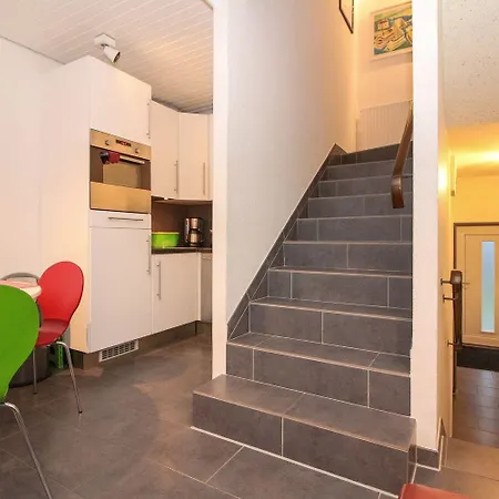Townhouse-thaden بيت للعطل نوردين